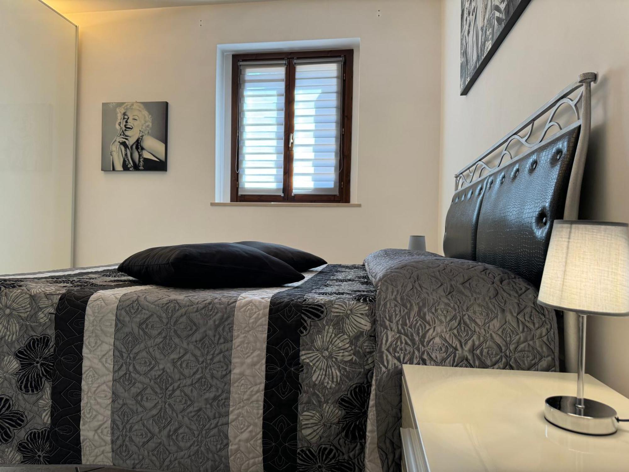 Family Stylish Apartment Norcia Extérieur photo